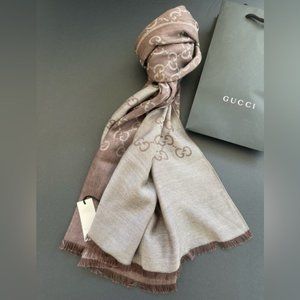 New GUCCI GG Jacquard Silk/Wool Scarf/Shawl